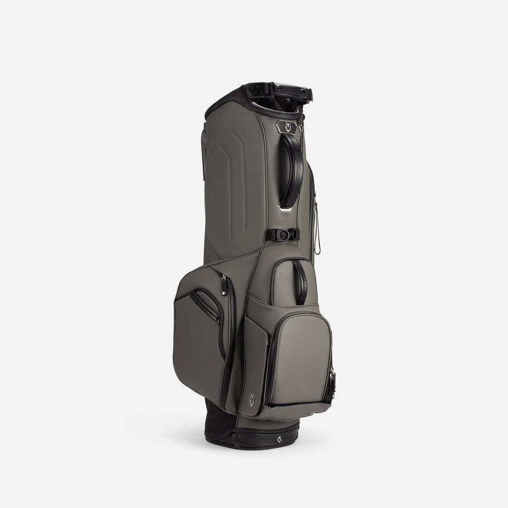 Player V Stand in Pebbled Grey