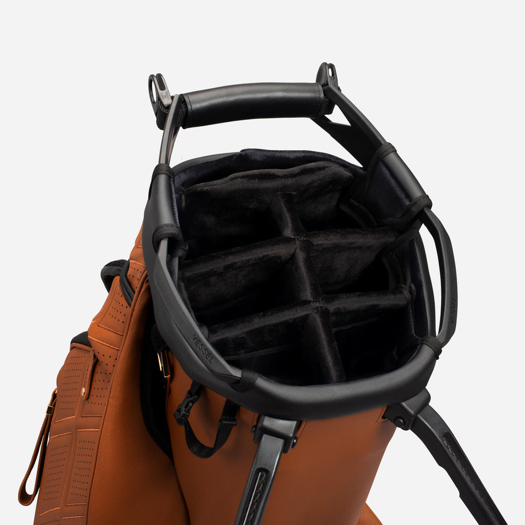 Player V Pro Stand in Heritage Cascade