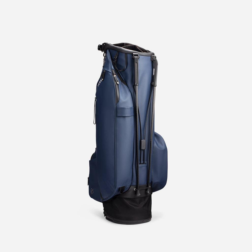 Player V Stand in Pebbled Navy