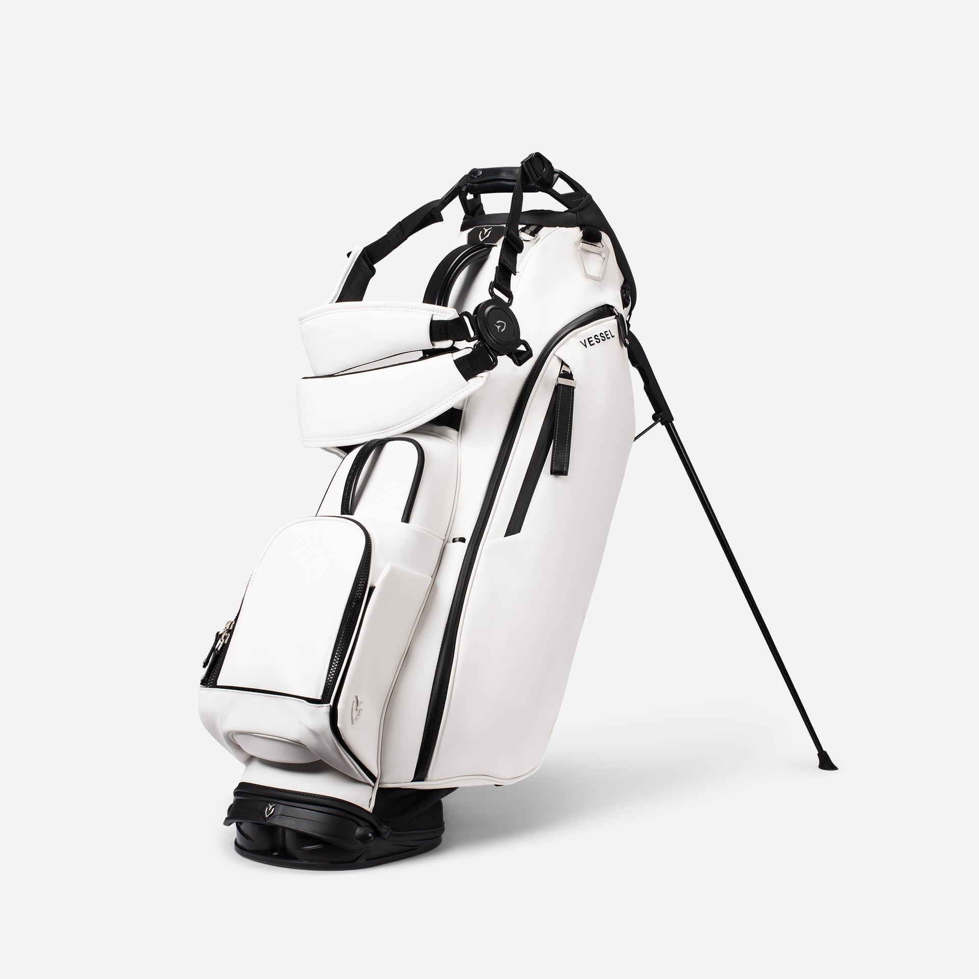 Player V Stand in Pebbled White