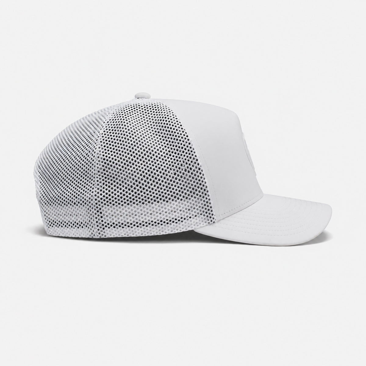 Tour Performance Mesh Hat White